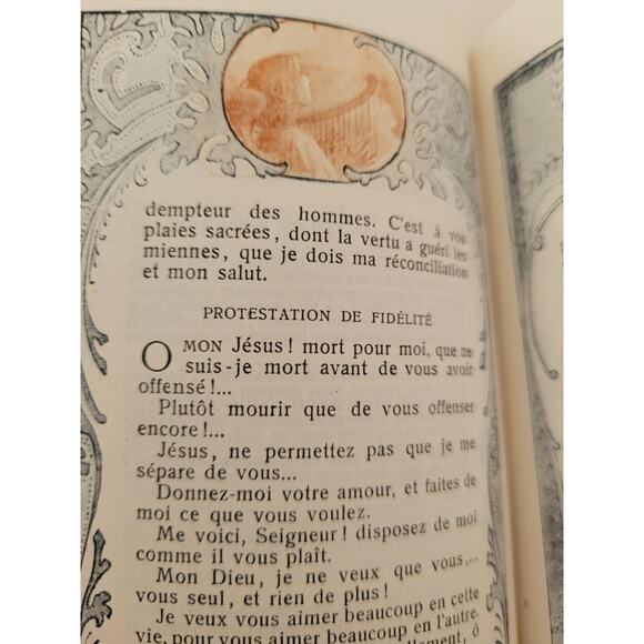 French Art Nouveau Prayer Book 1917 with Beautiful Graphics for Displaying - Picture 6 of 9